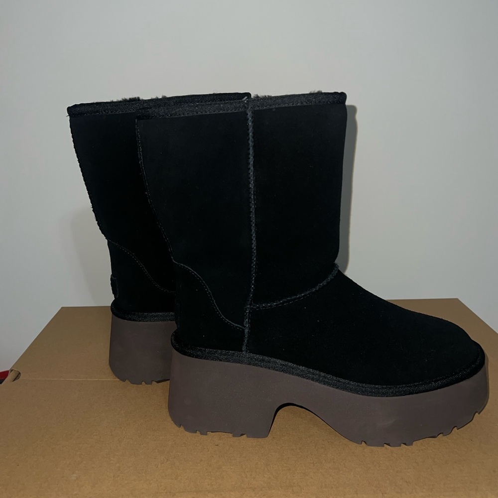 UGG Classic New Heights Short Boot